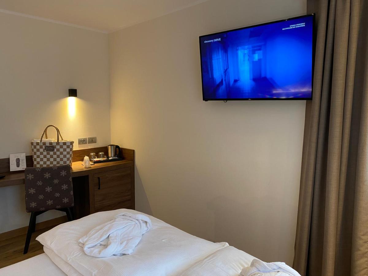 Dolomeet Boutique Hotel Pinzolo Eksteriør bilde
