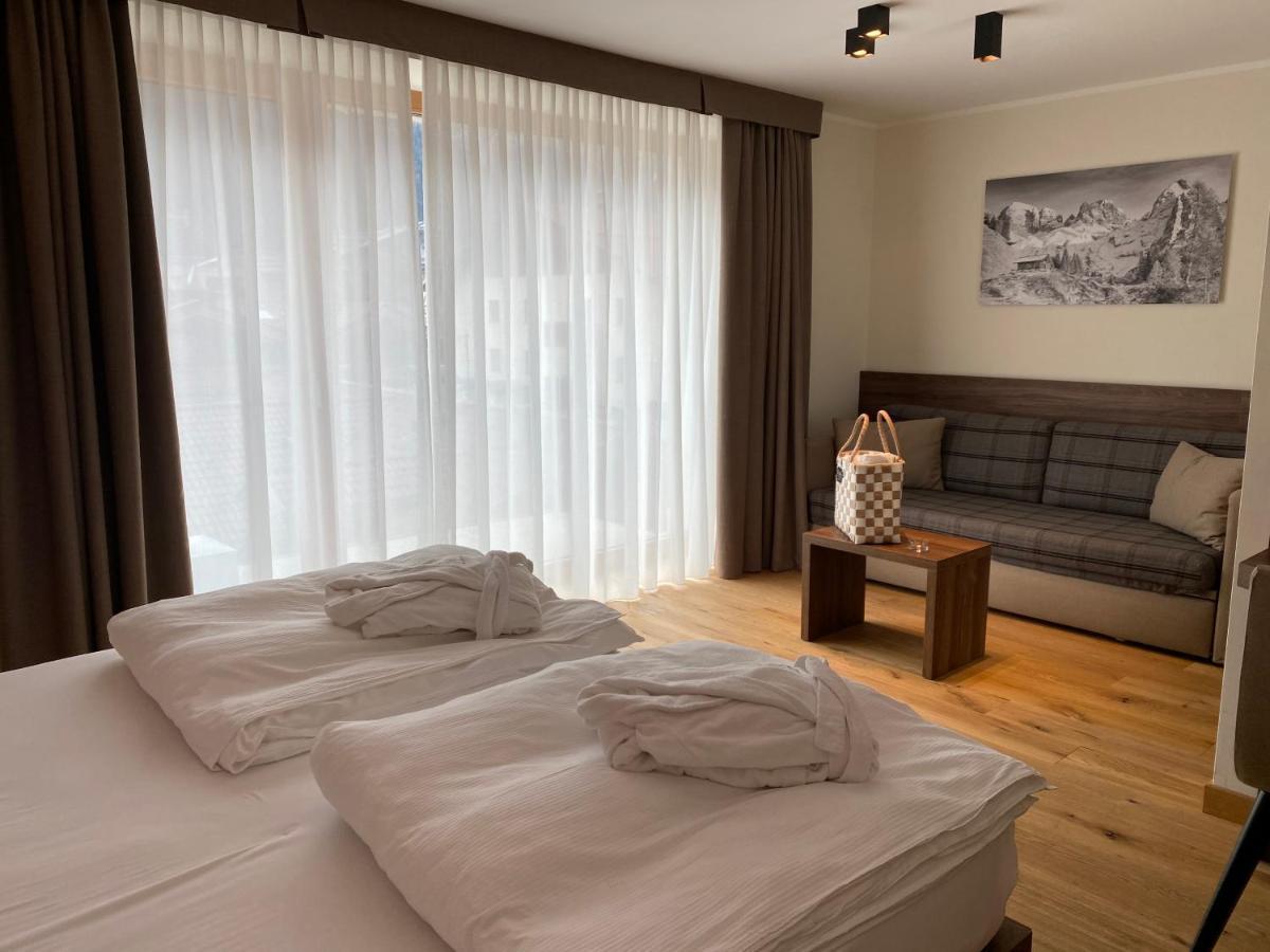 Dolomeet Boutique Hotel Pinzolo Eksteriør bilde