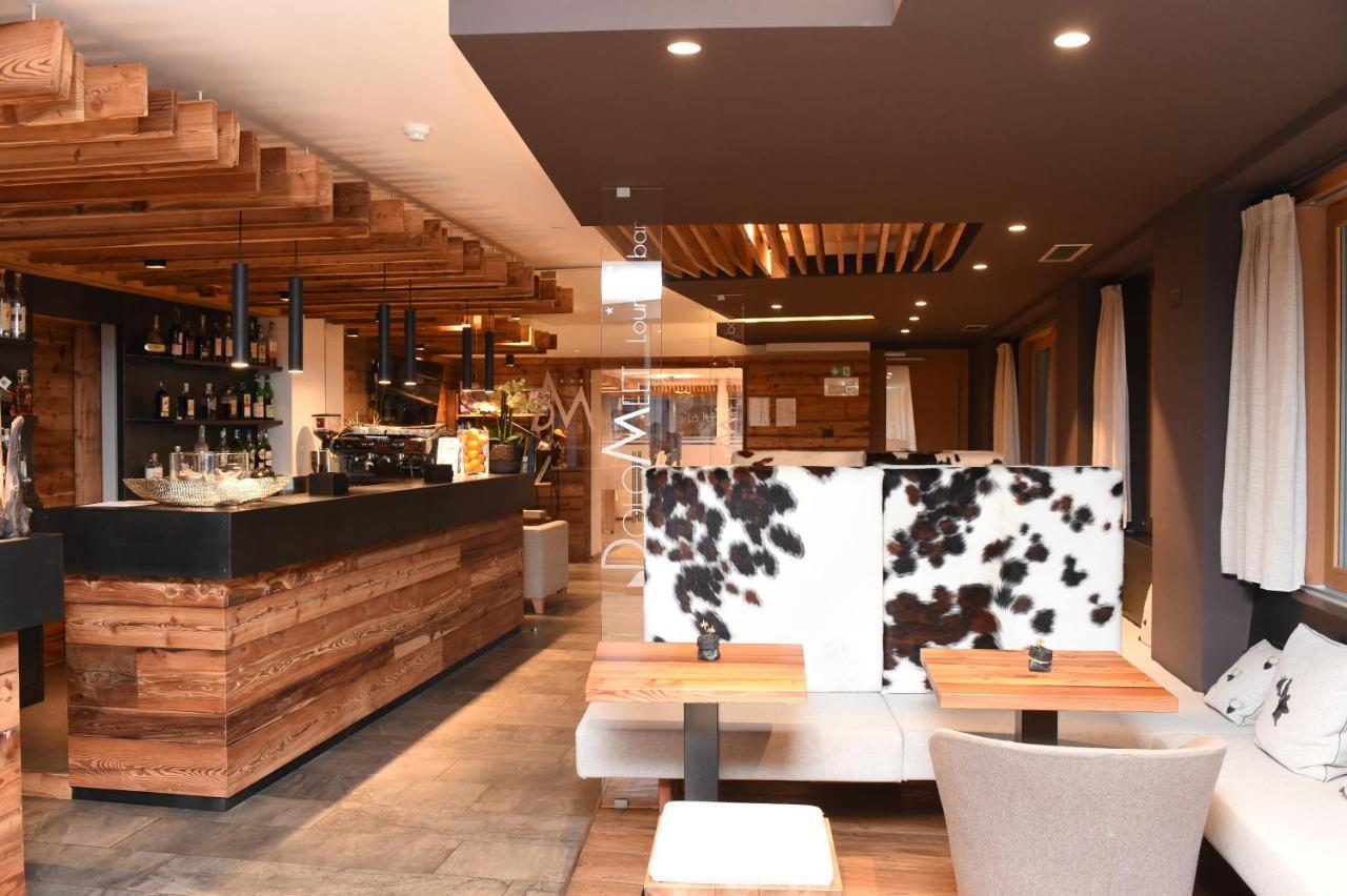Dolomeet Boutique Hotel Pinzolo Eksteriør bilde