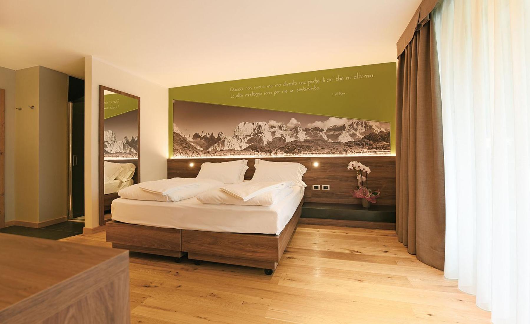 Dolomeet Boutique Hotel Pinzolo Eksteriør bilde
